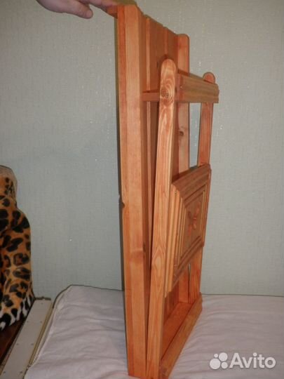 Газетница настенная из дерева