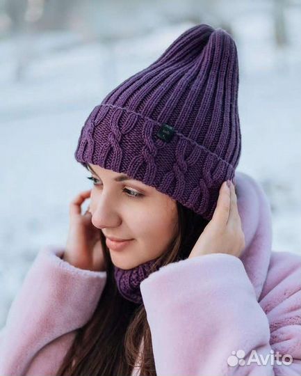 Шапка с красивым отворотом