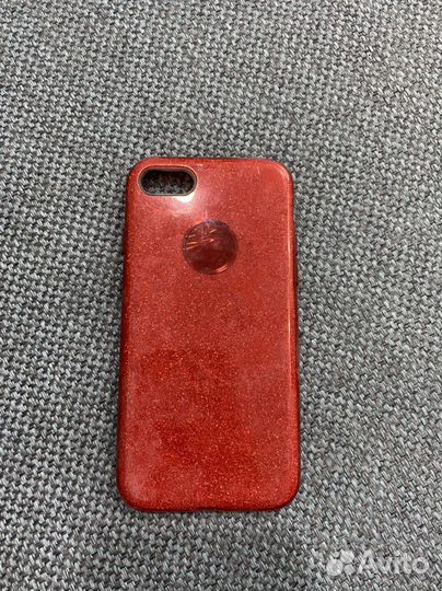 Чехлы на iPhone 7