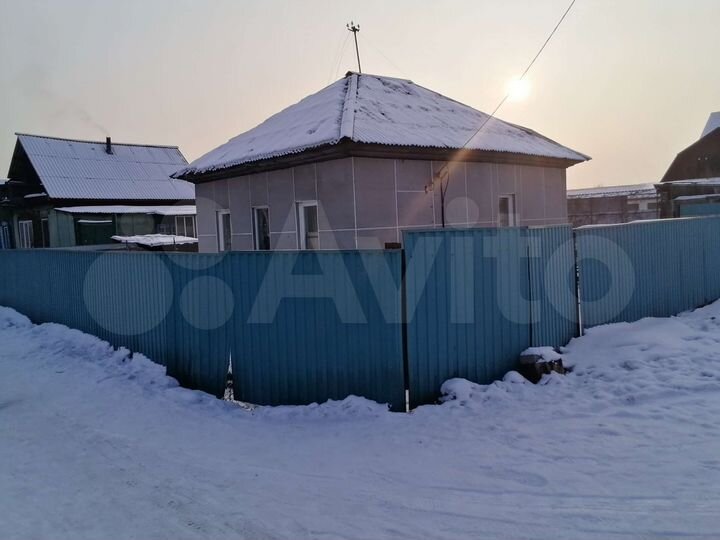 Дом 46,5 м² на участке 5,6 сот.