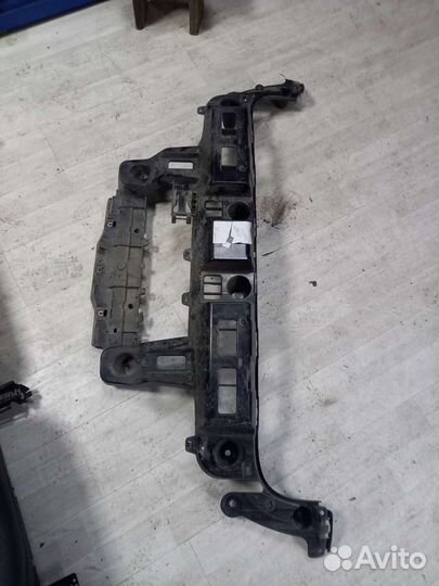 Кронштейн заднего бампера bmw х6 е71