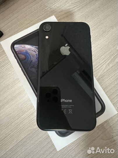 Телефон iPhone xr