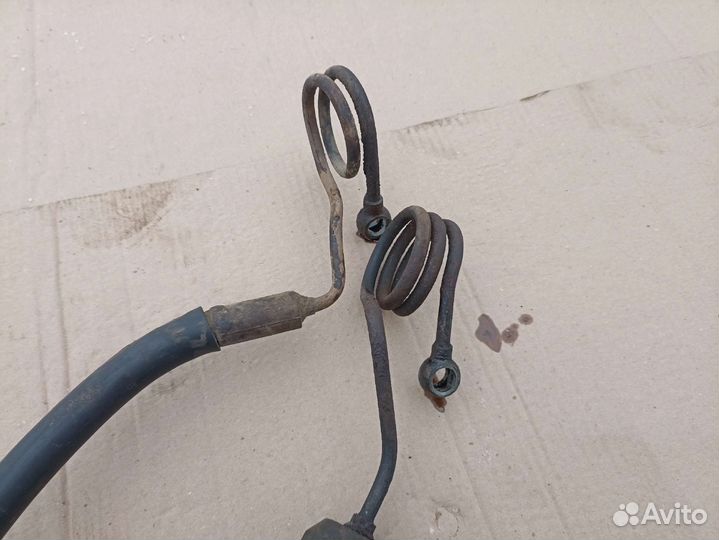 Трубки/бачок гур Volkswagen Passat B5