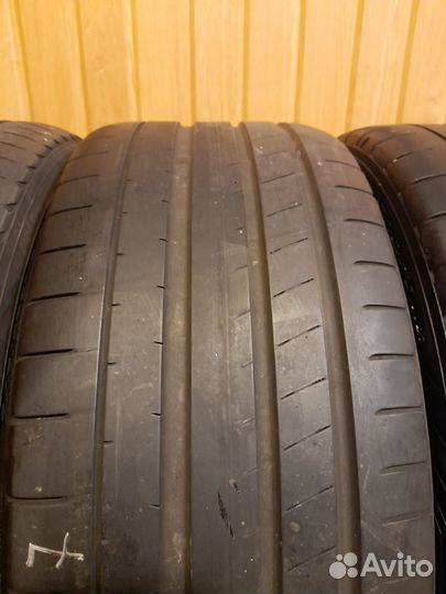 Yokohama Advan Sport V107 245/35 R19