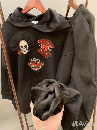 Костюм спортивный