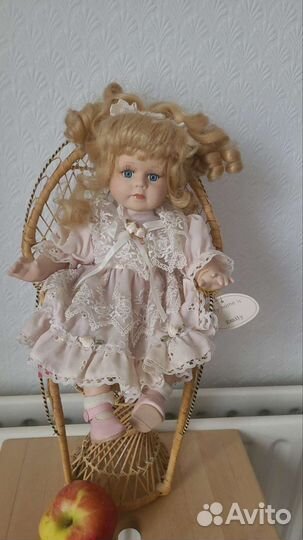 Кукла интерьерная из Англии