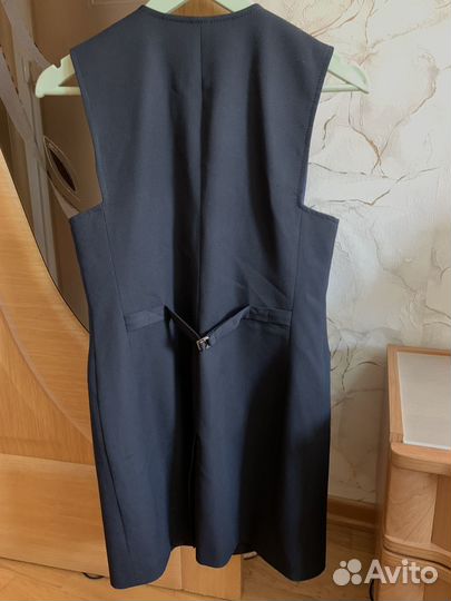 Жилет школьный вид новый