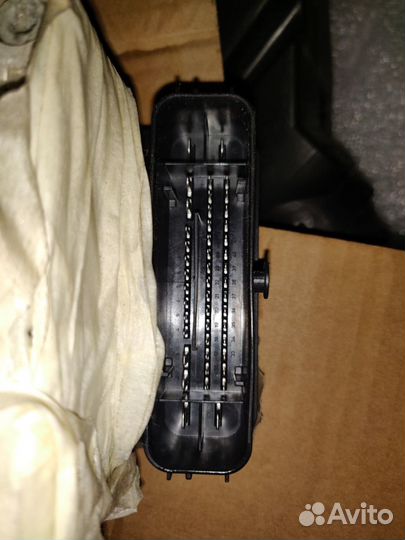 Блок абс 5Q0907379P