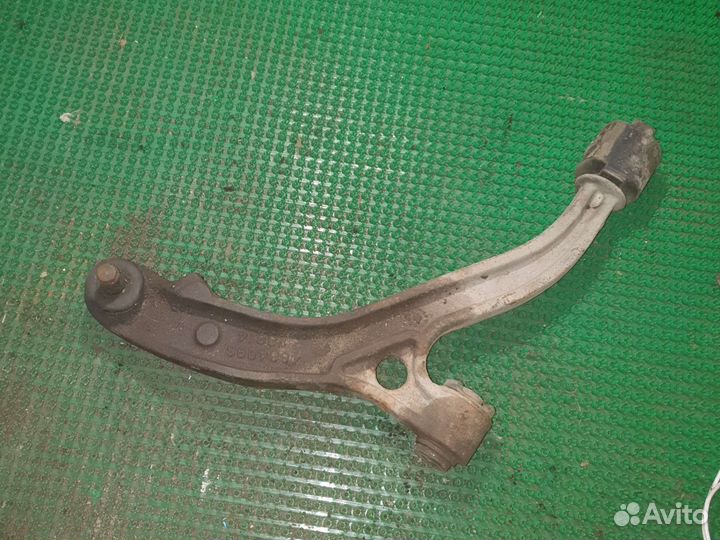 Рычаг передний нижний Крайслер Вояджер 3