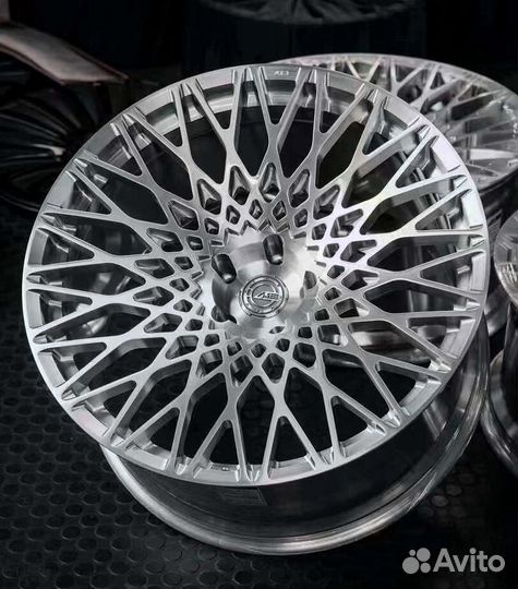 Кованые диски R21