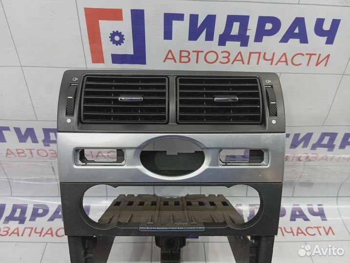 Рамка магнитолы Ford Mondeo 3 (B4Y) 1209135