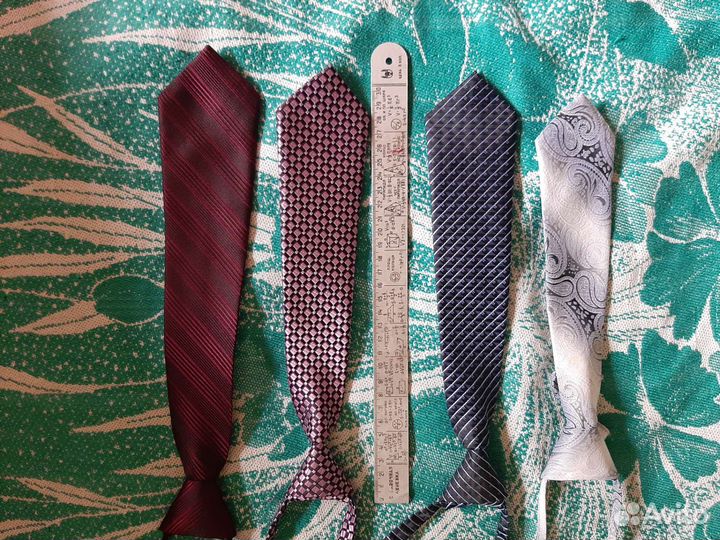 Галстуки на школьника младшего возраста