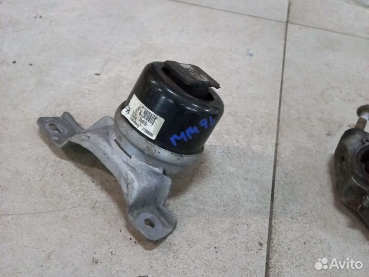 Крепления двигателя Volvo XC60 2.0d МКПП