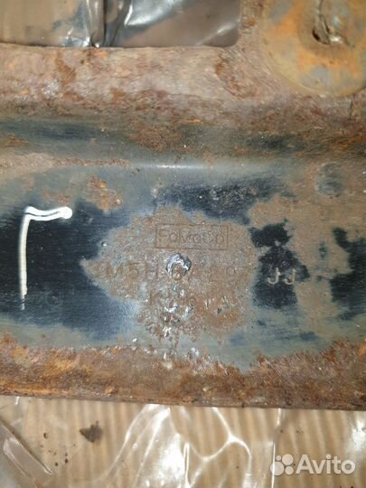 Балка подрадиаторная Форд Фокус 2