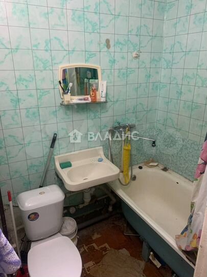 3-к. квартира, 60 м², 2/5 эт.