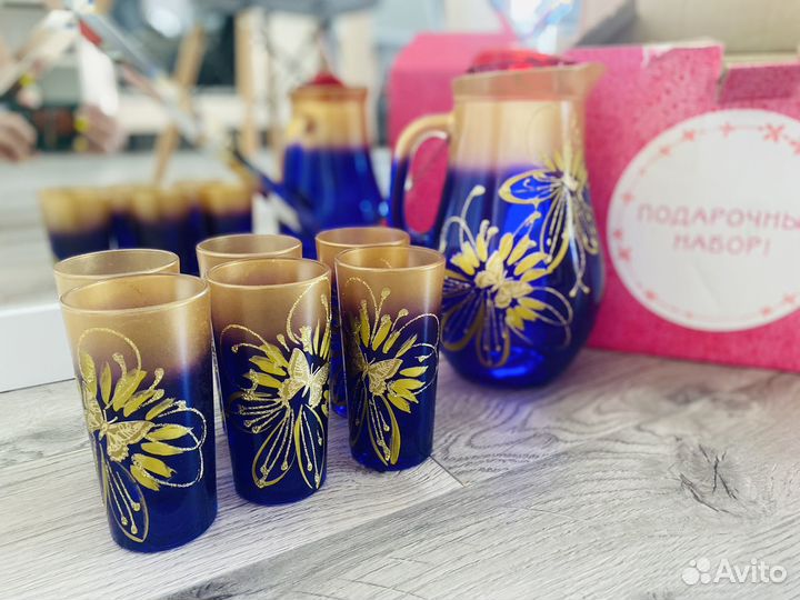 Графин со стаканами