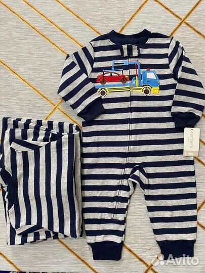Комбинезон carters новый