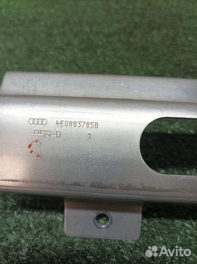 Кронштейн (сопут. товар) Audi Audi A8 4E 2002-2