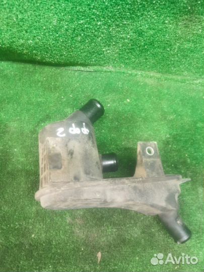 Маслоотделитель (сапун) Ford Focus 2 купе 1.8