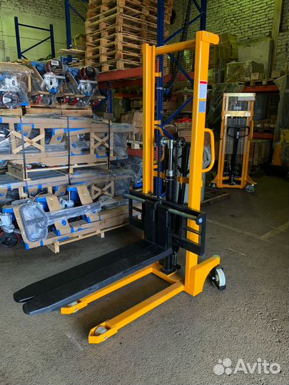 Штабелёр ручной
