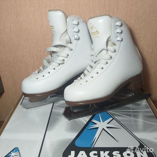 Фигурные коньки jackson artiste 13С