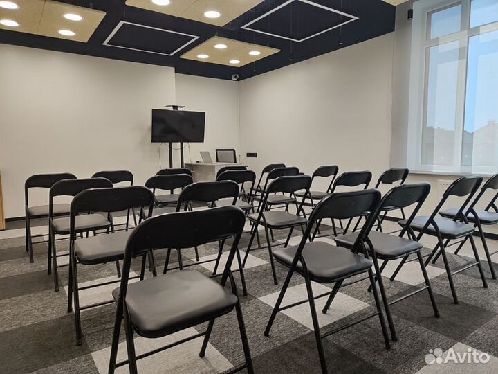 Конференц-зал, зал для мероприятия