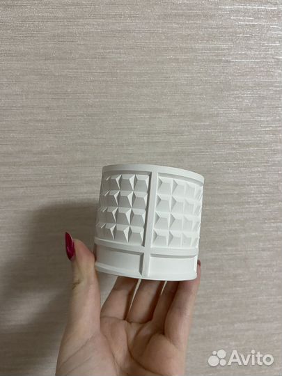 Гипсовое кашпо 