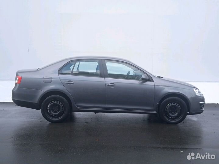 Volkswagen Jetta 1.6 МТ, 2010, 244 875 км