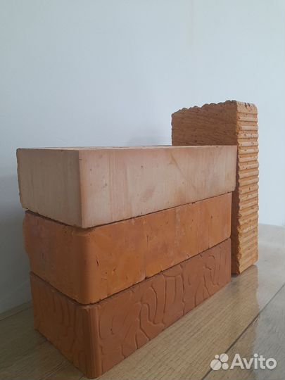 Керамический рядовой кирпич