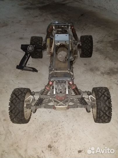 Машинка на радиоуправлении с двс