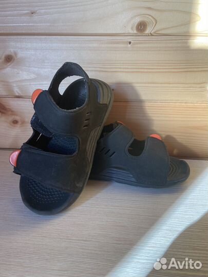 Сандалии adidas 25