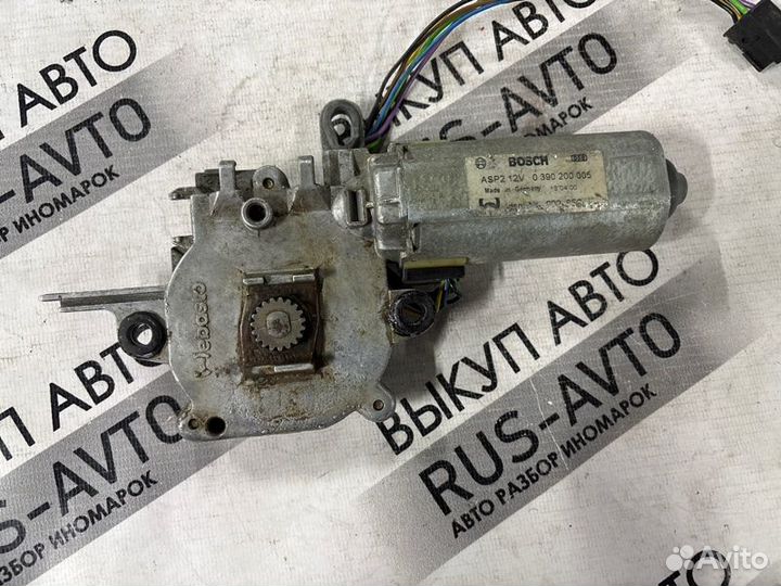 Моторчик люка Mercedes S W220 2001