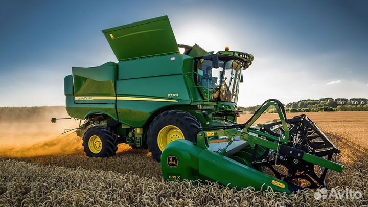 Шнек № AXE69564 комбайна John Deere