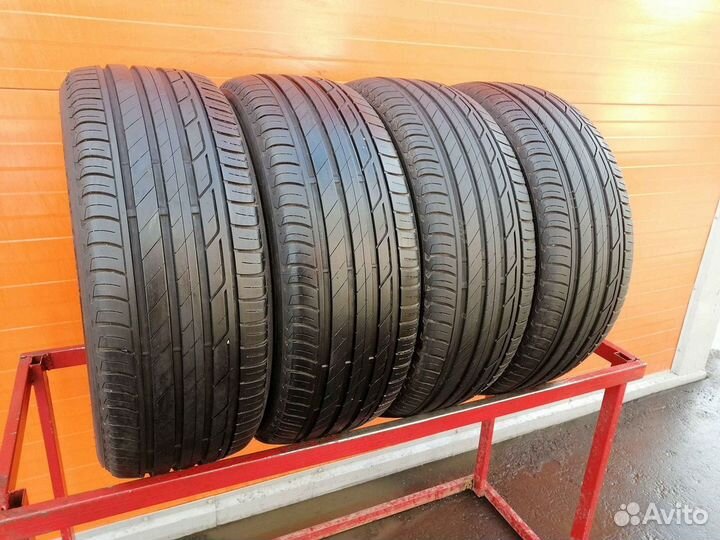 Bridgestone Turanza T001 215/50 R18 90W