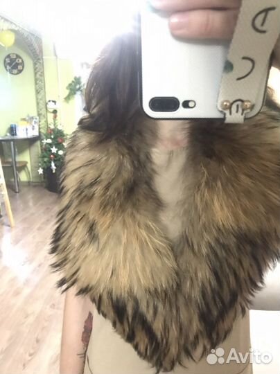 Воротник опушка из натурального меха енота