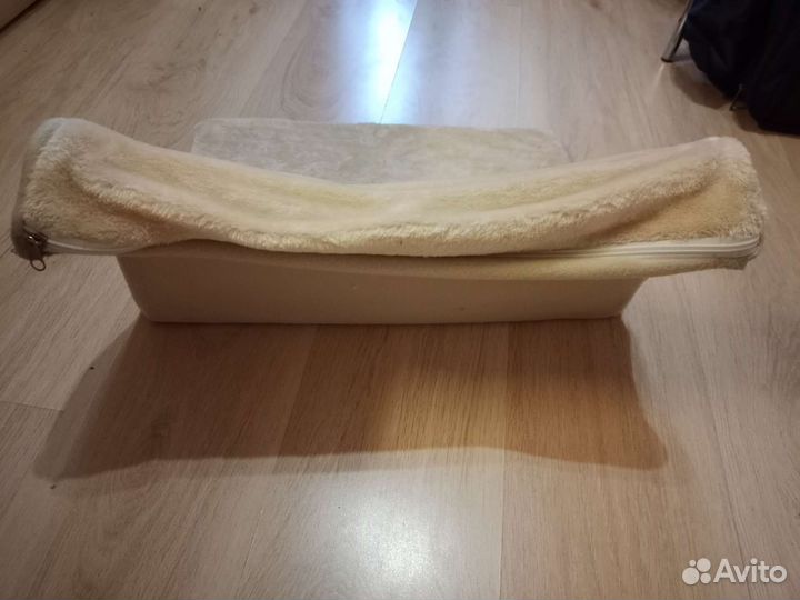 Гамак-лежанка для кошек на батарею