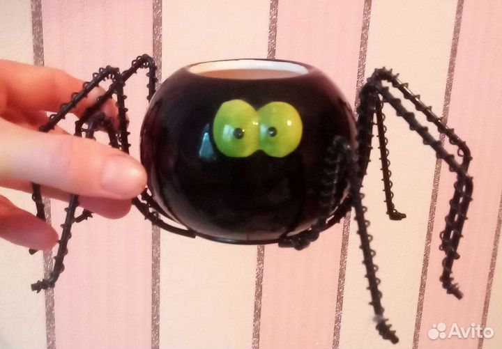 Подсвечник, шкатулка