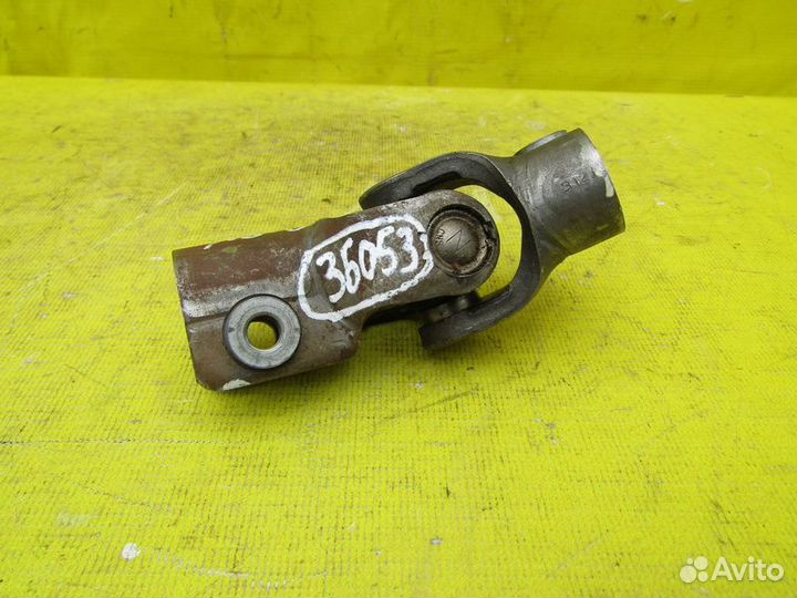 Рулевой кардан Honda CR-V 01-06г 36053