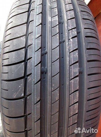 Triangle TH201 215/55 R18 99W