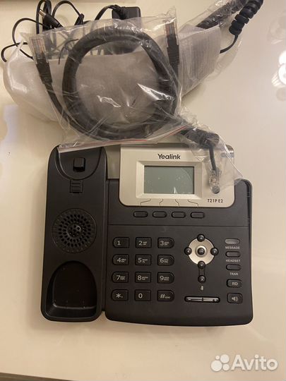 IP-телефон yealink SIP-T21 E2