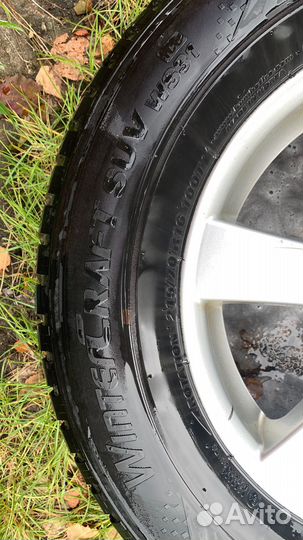 Комплект зимних колес 215/70 R16