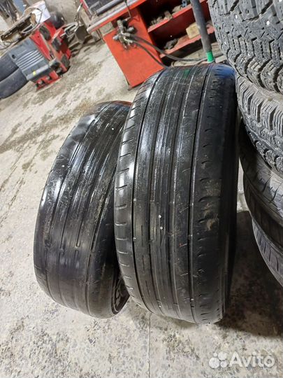 Toyo CFt 215/60 R17 96T