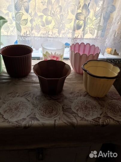 Цветочные горшки пластик