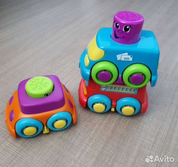 Пирамидка - машинка fisher price
