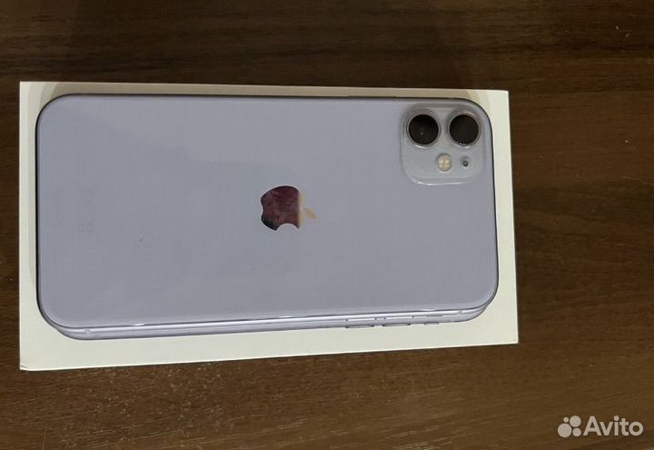 iPhone 11, 64 ГБ
