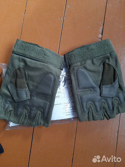 Перчатки без пальцев мужские