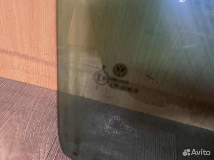 Volkswagen passat b5+ заднее правое стекло combi