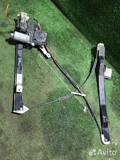 Стеклоподъемник передний левый Ford Mondeo MK3