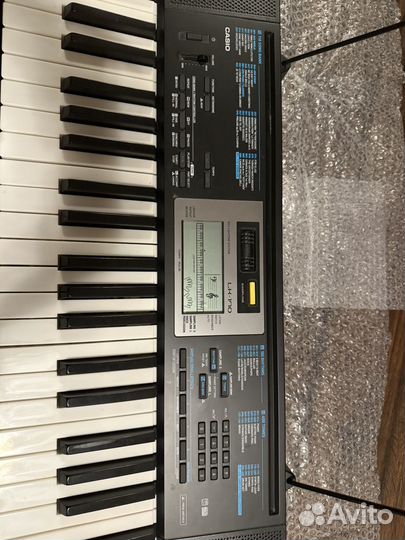 Синтезатор Casio LK-170