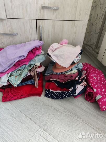 Вещи на девочку4-6 лет